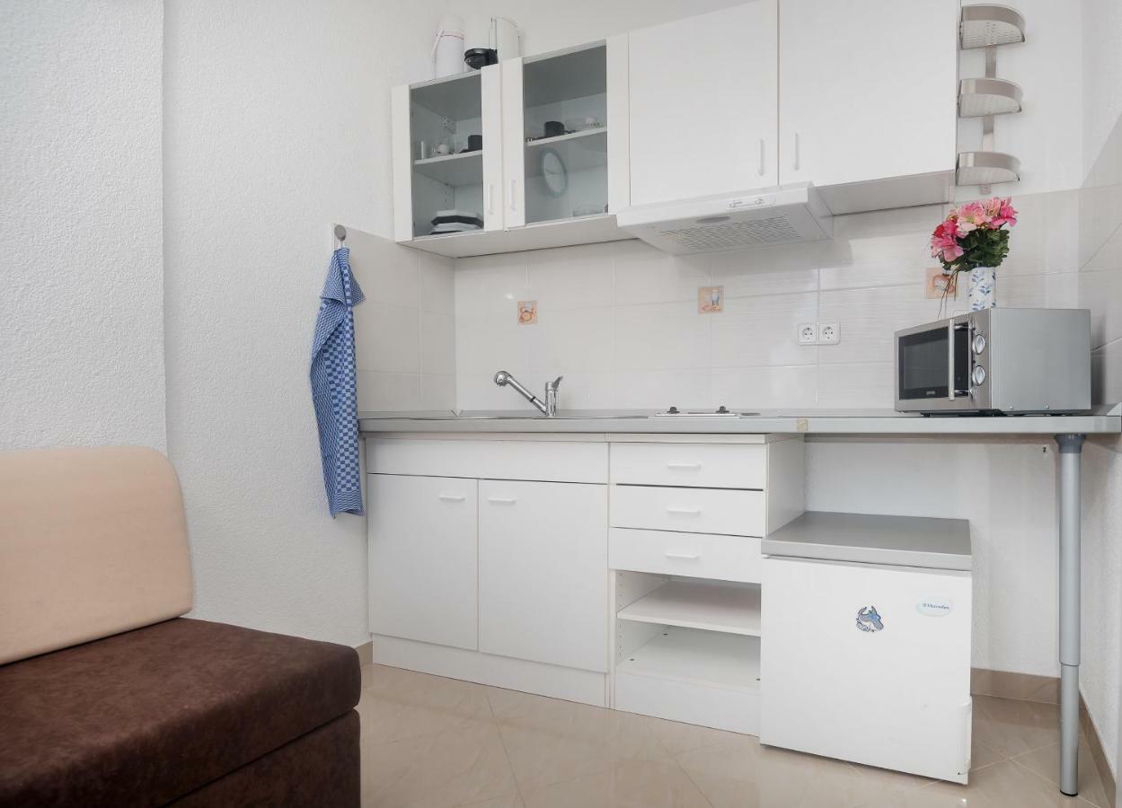 Apartment Kristina Dujmovic Башка-Вода Екстер'єр фото